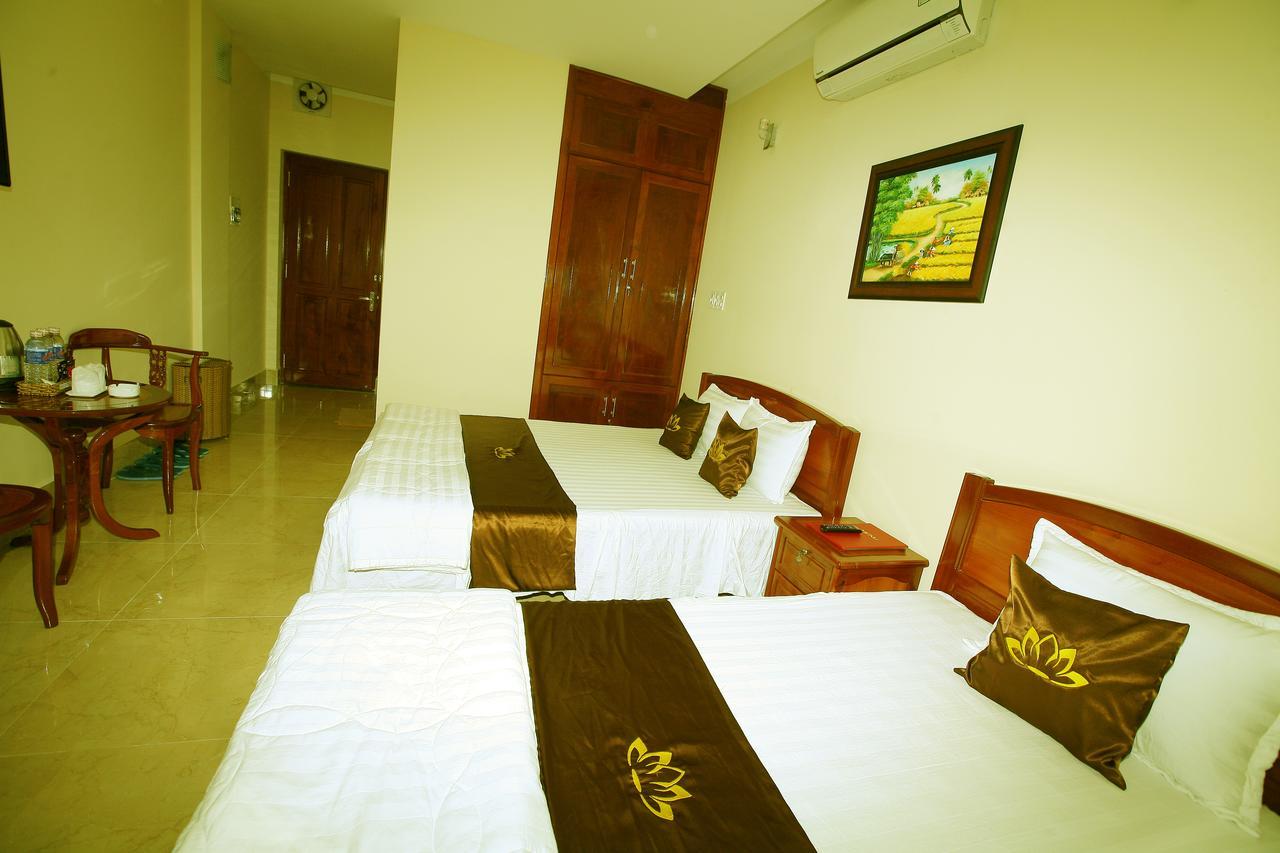 Huong Sen Hotel Cao Lanh Exterior photo