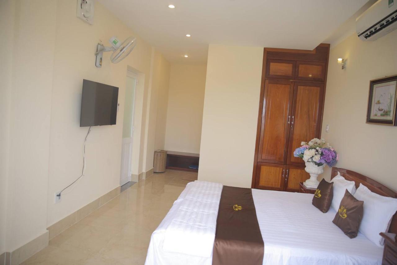 Huong Sen Hotel Cao Lanh Exterior photo