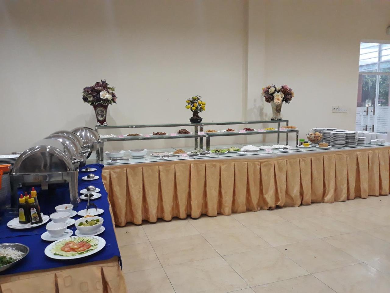 Huong Sen Hotel Cao Lanh Exterior photo